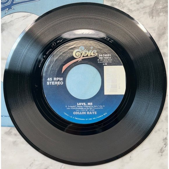 Collin Raye Love Me / Blue Magic 45 Country Epic 34-74051 - Picture 4 of 6